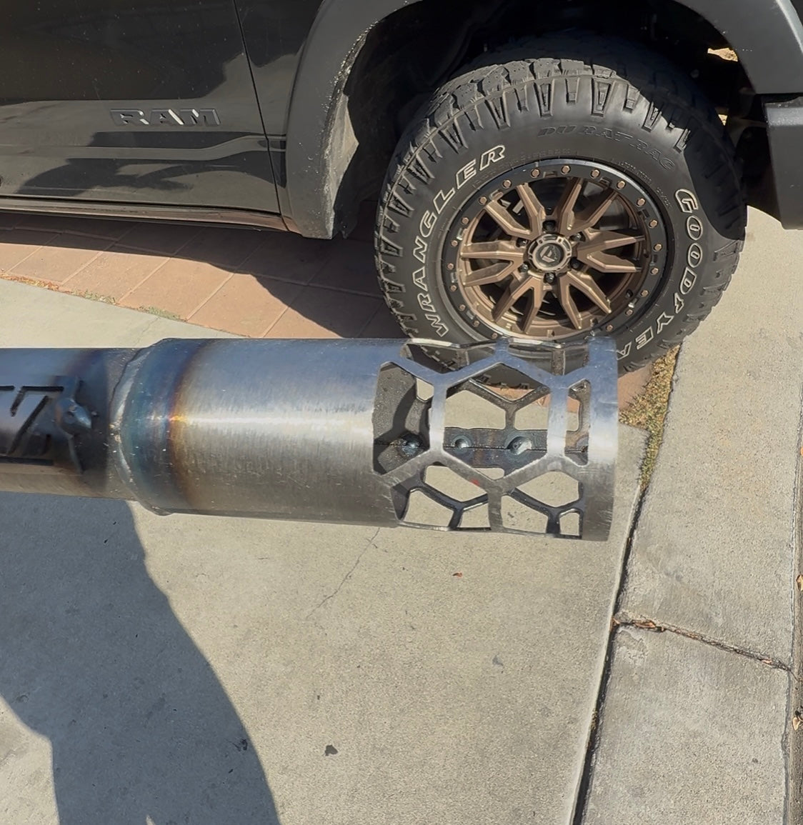 SKZ HONEYBADGER EXHAUST