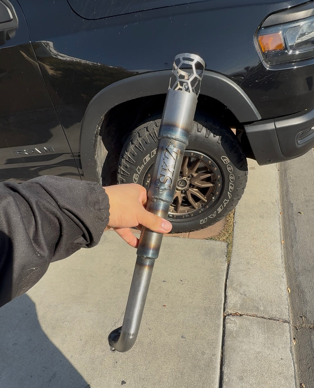 SKZ HONEYBADGER EXHAUST